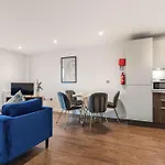Lejlighed Stayzeni, Ouse Court Bright 2 Bed *