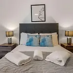Lejlighed Stayzeni, Ouse Court Bright 2 Bed *