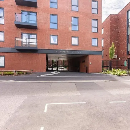 Stayzeni, Ouse Court Bright 2 Bed Apartment *