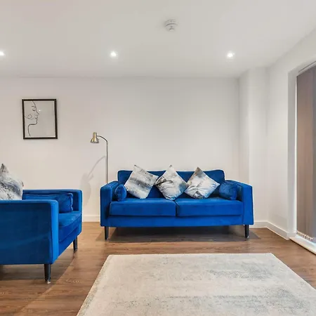 شقة Stayzeni, Ouse Court Bright 2 Bed *