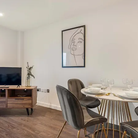Daire Stayzeni, Ouse Court Bright 2 Bed *