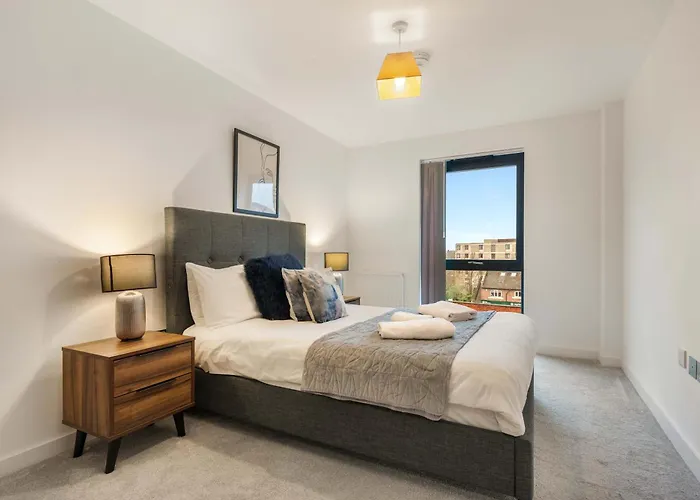 Stayzeni, Ouse Court Bright 2 Bed Appartamento