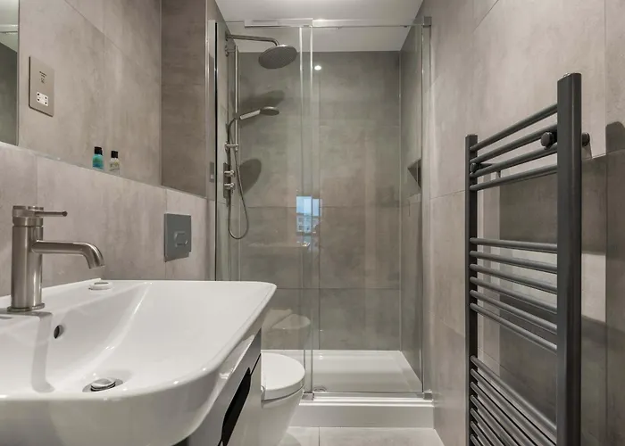 Stayzeni, Ouse Court Bright 2 Bed * York