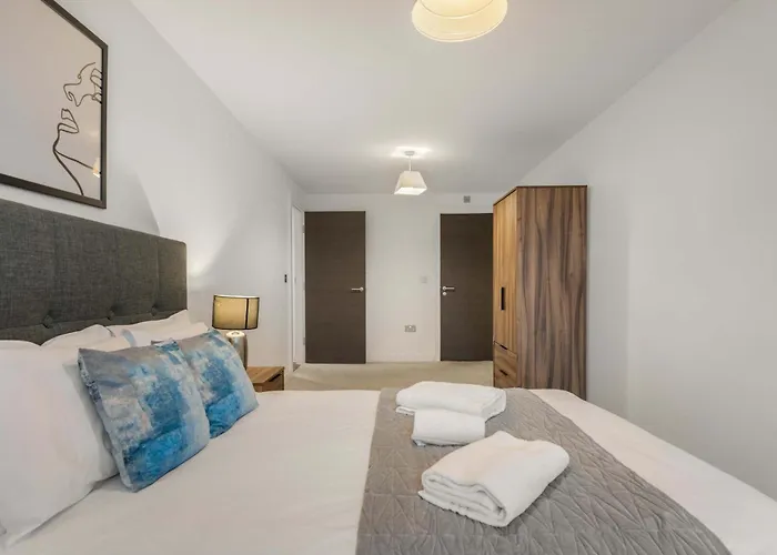 Stayzeni, Ouse Court Bright 2 Bed Appartamento *